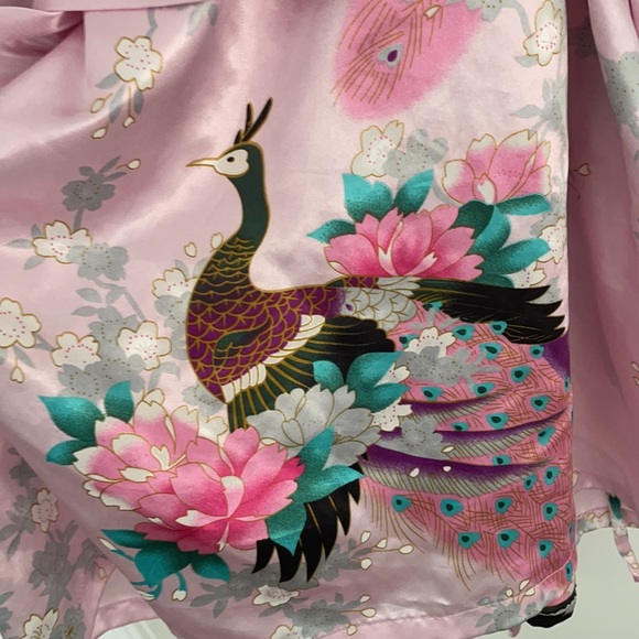 Beautiful pink silk kimono - Picture 4 of 4